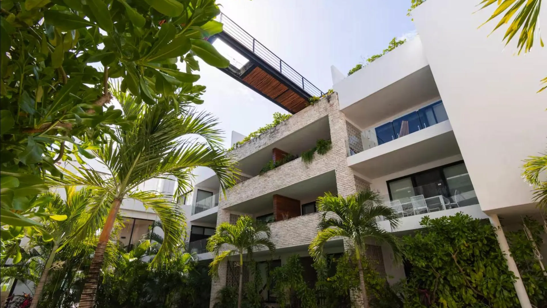 Spacious Tulum Condo For 10 Great Amenities 0*,